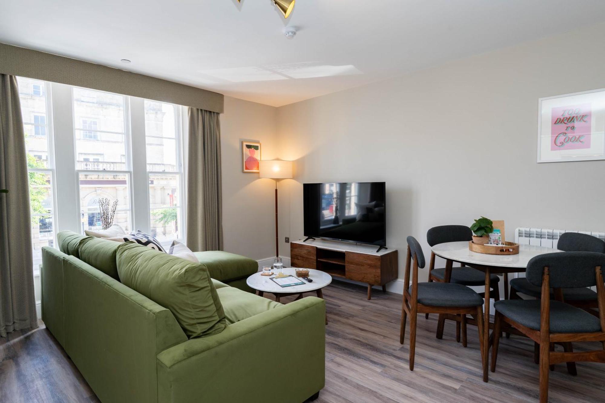 Wellington Place I Your Apartment Бристоль Экстерьер фото
